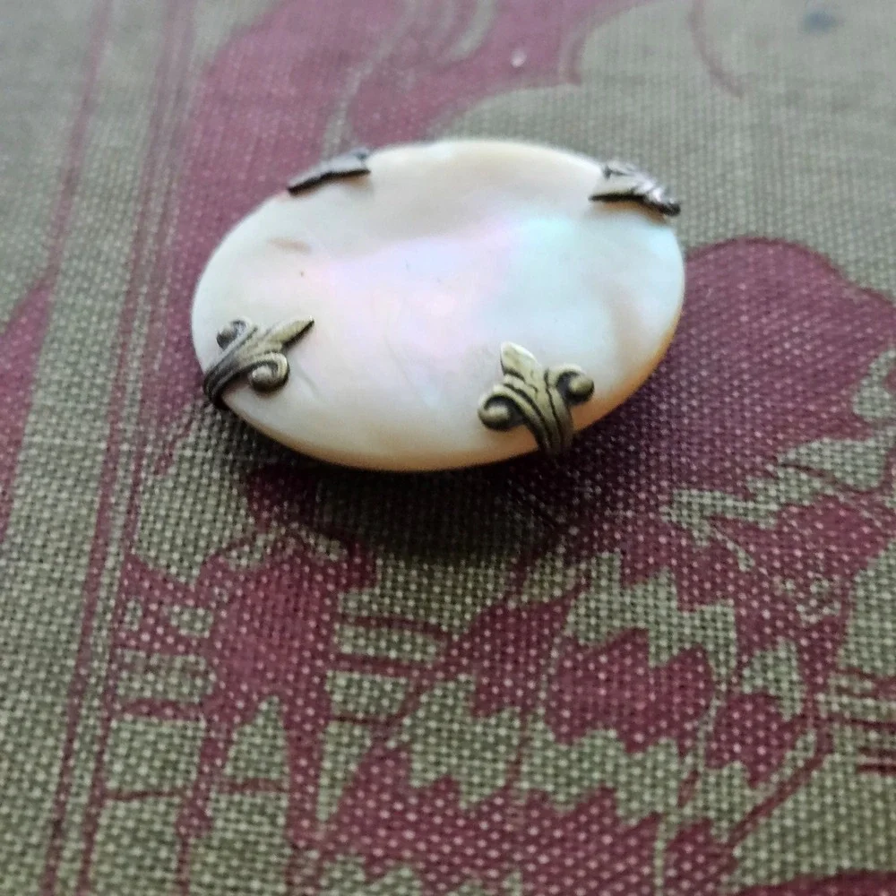 Antique Victorian Mother of Pearl Fleur De Lis Brooch Brass Circle Round Pin